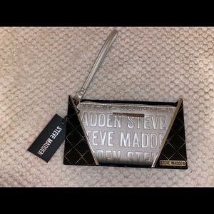 BRAND NEW STEVE MADDEN WALLET